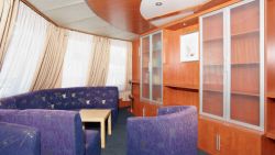 MS Chekhov - Bücherecke