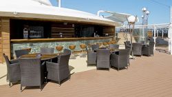 MSC Fantasia - Yacht Club Außenbar