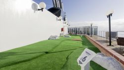 MSC Lirica - Minigolf