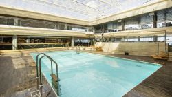 MSC Meraviglia - Überdachter Pool