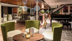 MS Amadeus Diamond - Panorama Bar