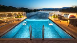 MS Amadeus Provence - Infinity Pool