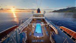 MS Europa - Pooldeck