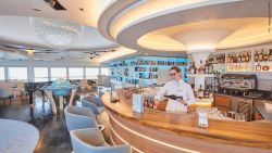 HANSEATIC nature - Observation Lounge