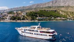 MY Aurora - Aussenansicht