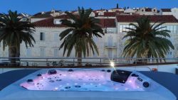 MY Gradina - Whirlpool