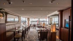 MS Esprit - Arthur's Bistro