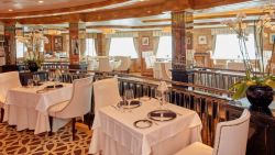 Queen Elizabeth - Verandah Restaurant