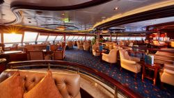 Queen Victoria - Commodore Club