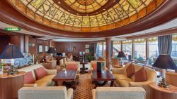 Queen Victoria - Grills Lounge