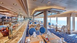 Queen Victoria - Lido Restaurant