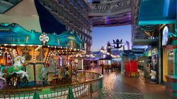 Allure of the Seas - Boardwalk