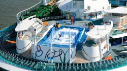 Freedom Of The Seas - Flowrider
