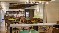 Symphony of the Seas - Park Cafe