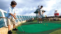Voyager Of The Seas - Minigolf