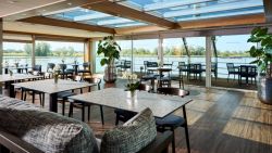 MS Swiss Splendor - Lido Bar