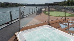 MS Thurgau Prestige - Pool - Putting Green